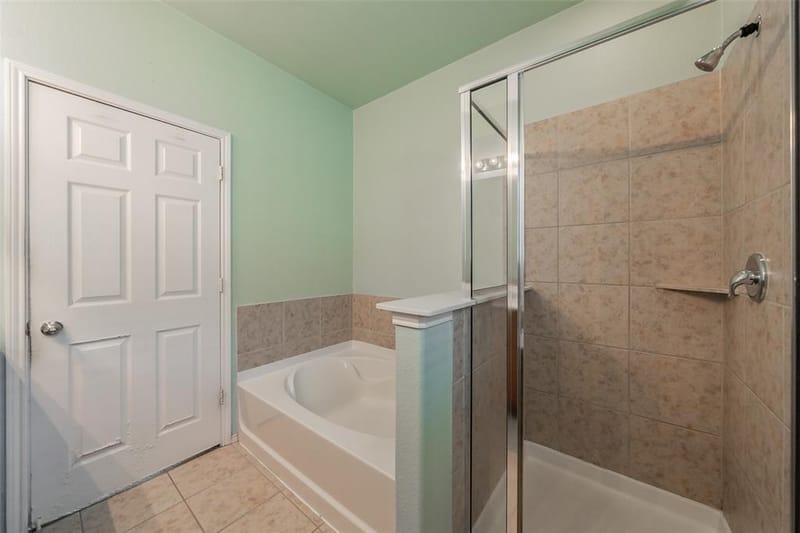 321 Mariscal Place, Fort Worth TX 76131 - Photo 36
