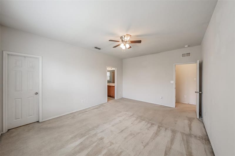 321 Mariscal Place, Fort Worth TX 76131 - Photo 32