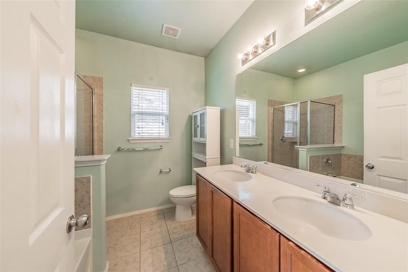 321 Mariscal Place, Fort Worth TX 76131 - Photo 34
