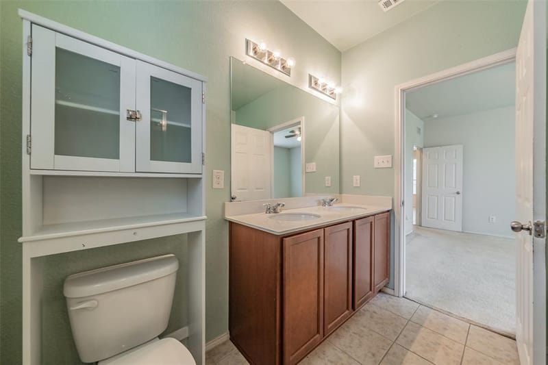 321 Mariscal Place, Fort Worth TX 76131 - Photo 37