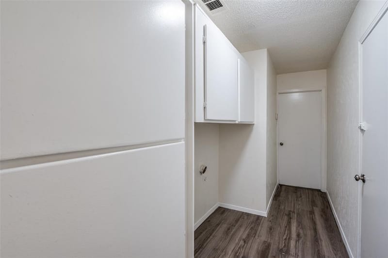 1902 Pat Ln, Carrollton TX 75006 - Photo 13