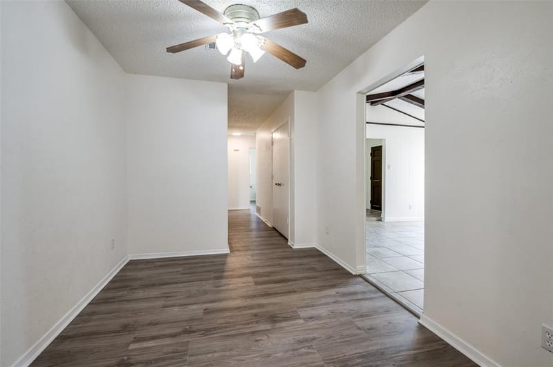 1902 Pat Ln, Carrollton TX 75006 - Photo 11