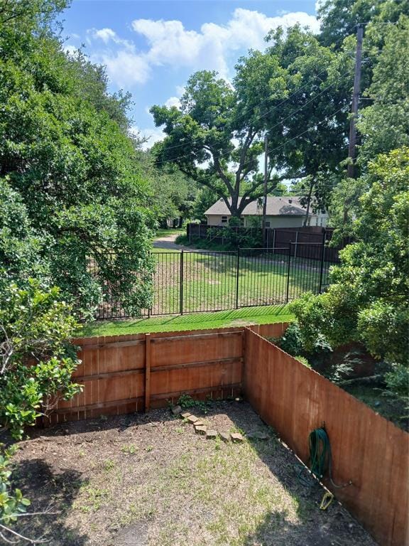 7456 E Northwest Highway # 125, Dallas TX 75231 - Photo 2