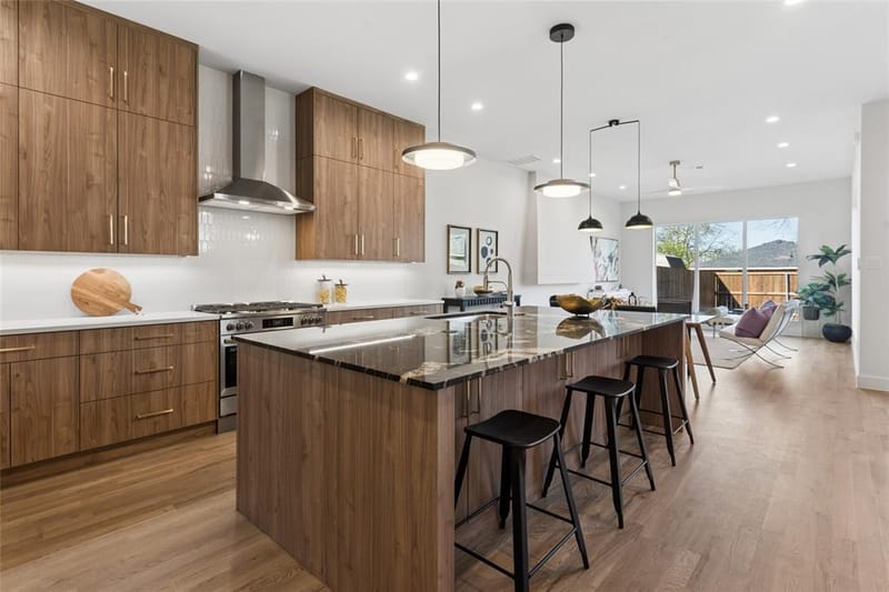 6607 Roper Street, Dallas TX 75209