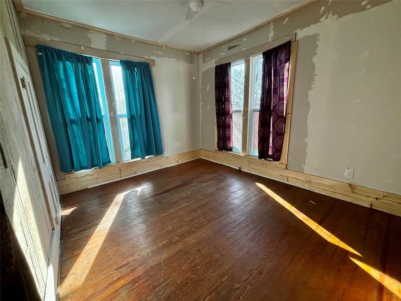 725 W 10th Street, Bonham TX 75418 - Photo 18
