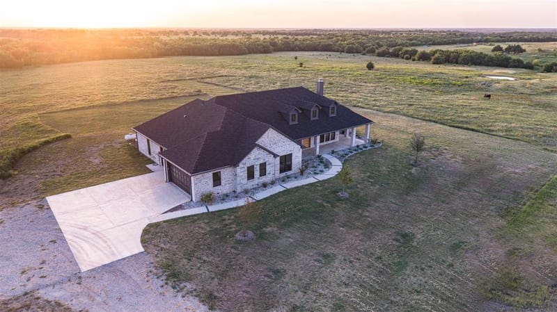 4112 County Road 1098, Celeste TX 75423 - Photo 33