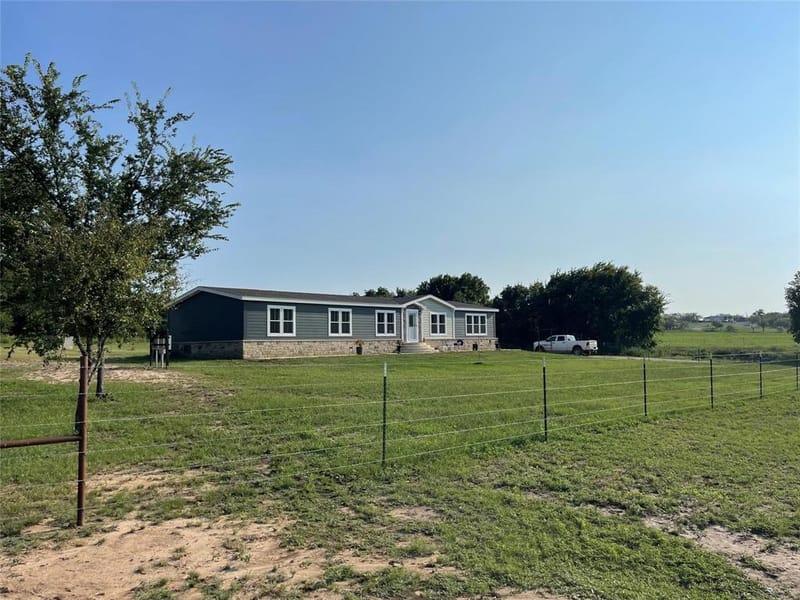 4565 County Road 140, Stephenville TX 76401 - Photo 2