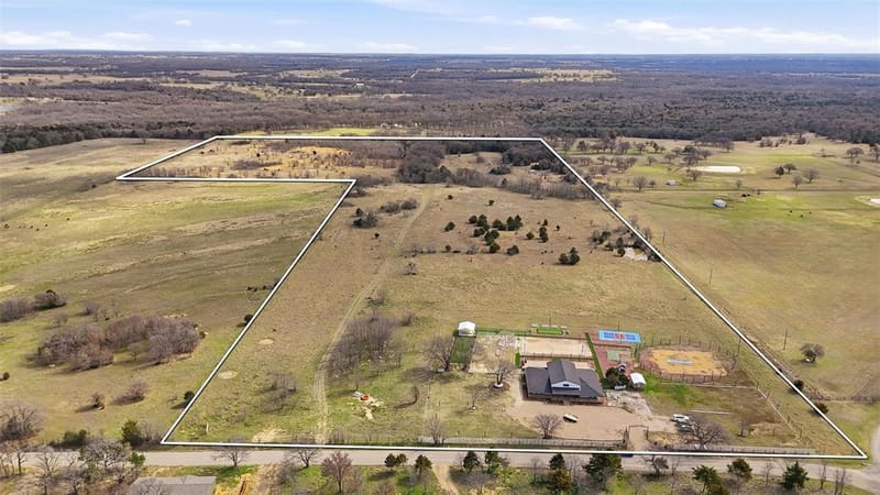 550 County Road 297, Gainesville TX 76240 - Photo 33