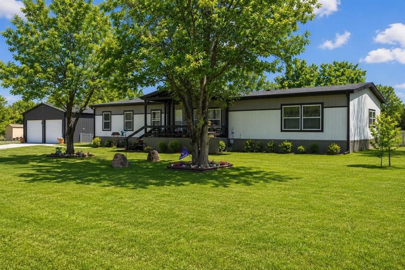 254 County Road 1727, Yantis TX 75497