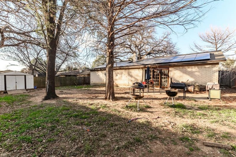2108 Warwick Drive, Arlington TX 76015 - Photo 15