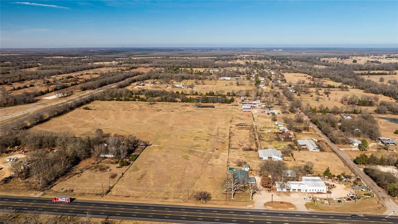 4685 Highway 82 E, Paris TX 75462 - Photo 16