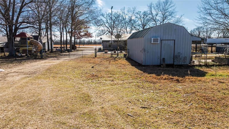 4685 Highway 82 E, Paris TX 75462 - Photo 19