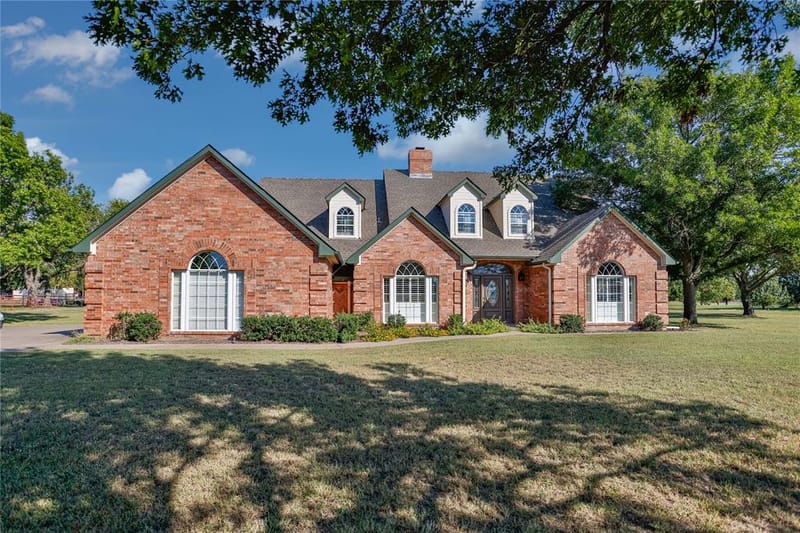 476 County Road 260, Gainesville TX 76240 - Photo 2