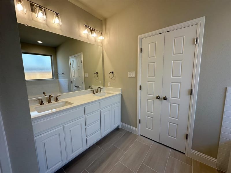 2003 Belle Lagos Lane, Cleburne TX 76033 - Photo 22