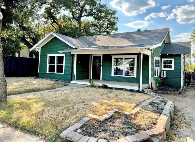 1805 Avenue D, Brownwood TX 76801
