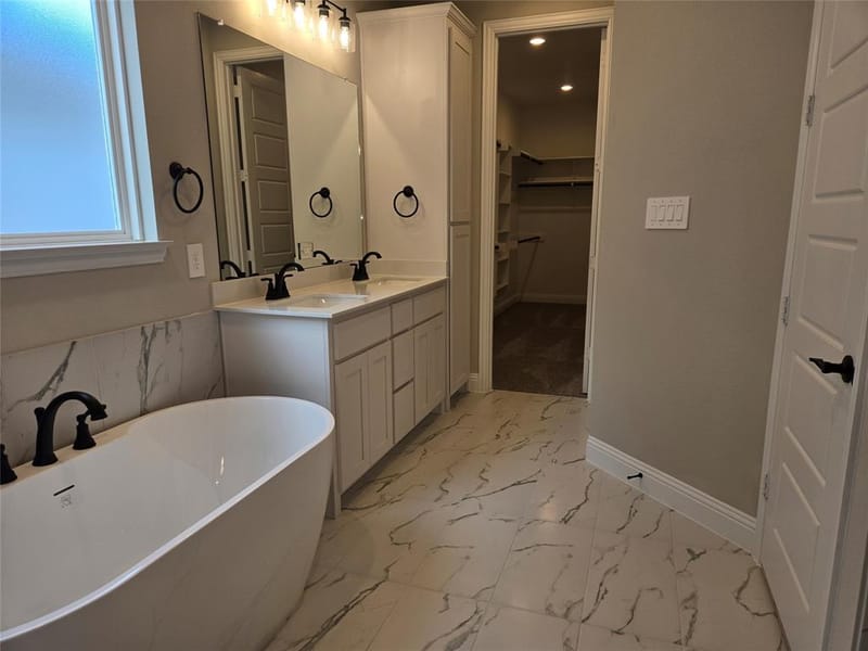 7225 Bayhill Lane, Rowlett TX 75088 - Photo 9