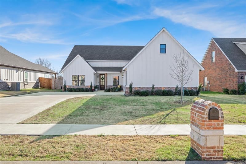 1825 Meadowview, Canton TX 75103 - Photo 2