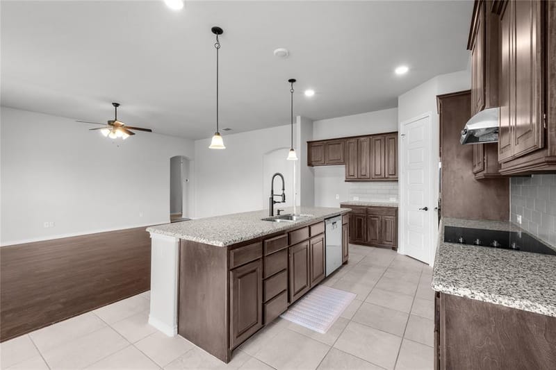 1441 Grassy Meadows Drive, Burleson TX 76058 - Photo 15