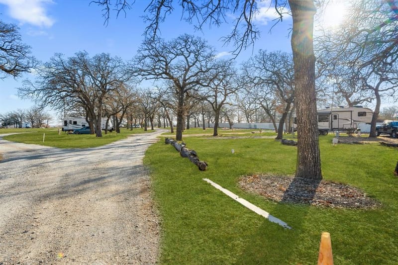 114 Private Road 2387, Alvord TX 76225 - Photo 16
