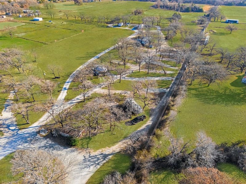 114 Private Road 2387, Alvord TX 76225 - Photo 9