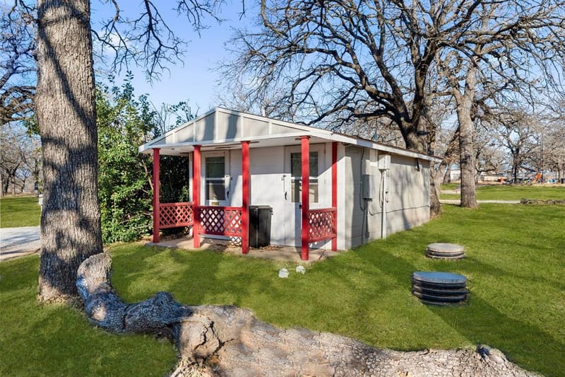 114 Private Road 2387, Alvord TX 76225 - Photo 14