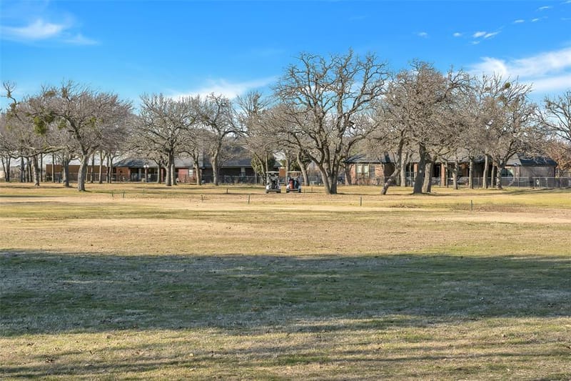 801 Holiday Hills Drive, Mineral Wells TX 76067 - Photo 30