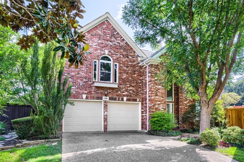 14589 Blueberry Court, Addison TX 75001 - Photo 2