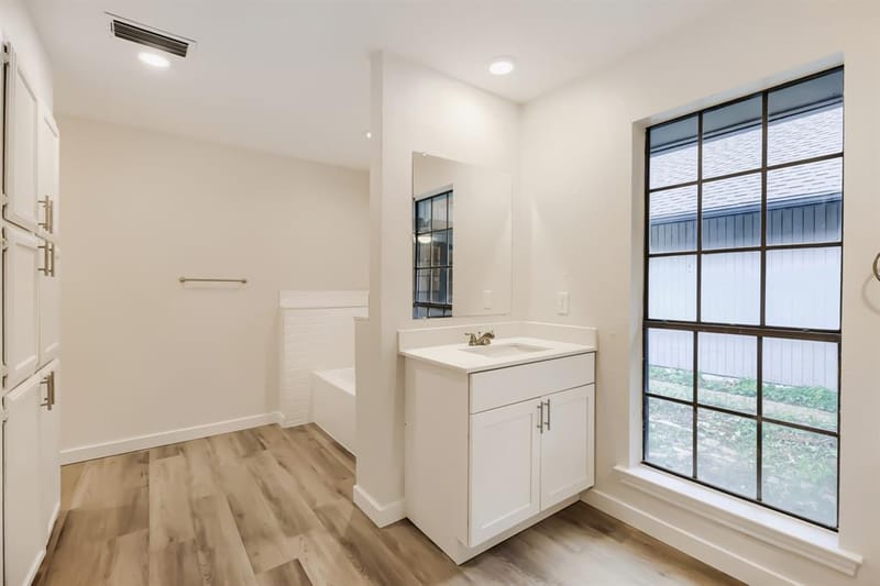 8026 Westover Drive, Dallas TX 75231 - Photo 22