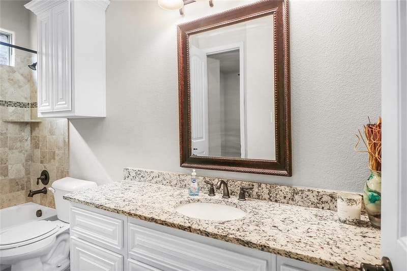 3813 S Brookridge Court, Bedford TX 76021 - Photo 20