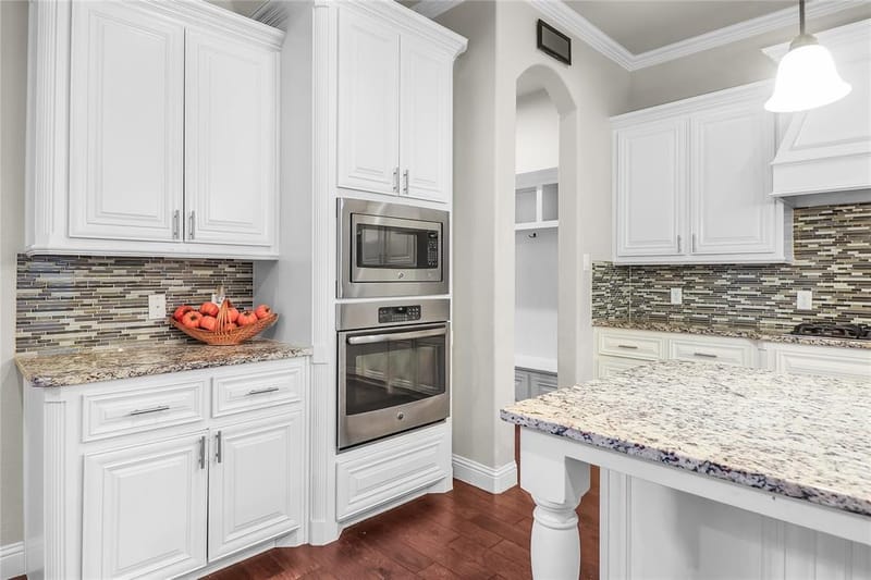 3813 S Brookridge Court, Bedford TX 76021 - Photo 8
