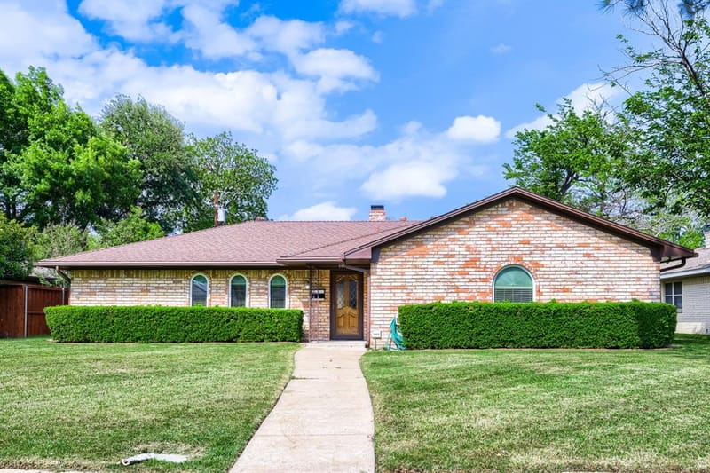 6946 Hunnicut Place, Dallas TX 75227