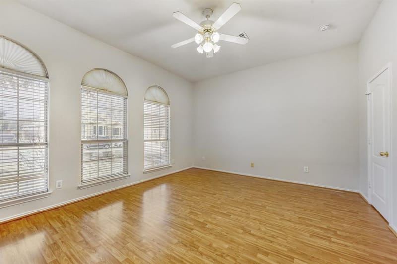 300 Shady Timbers Lane, Murphy TX 75094 - Photo 7