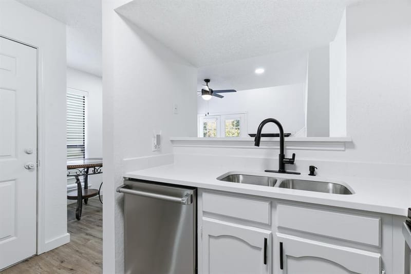 3101 Sondra Drive # 201, Fort Worth TX 76107 - Photo 8