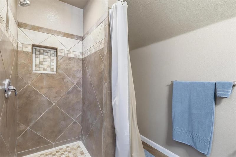 3207 Crossbridge Circle, Granbury TX 76049 - Photo 23