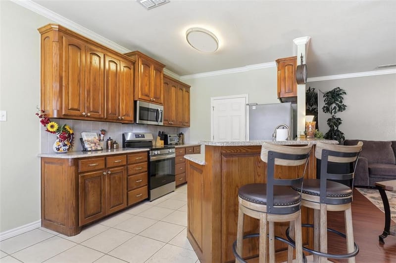 3207 Crossbridge Circle, Granbury TX 76049 - Photo 10