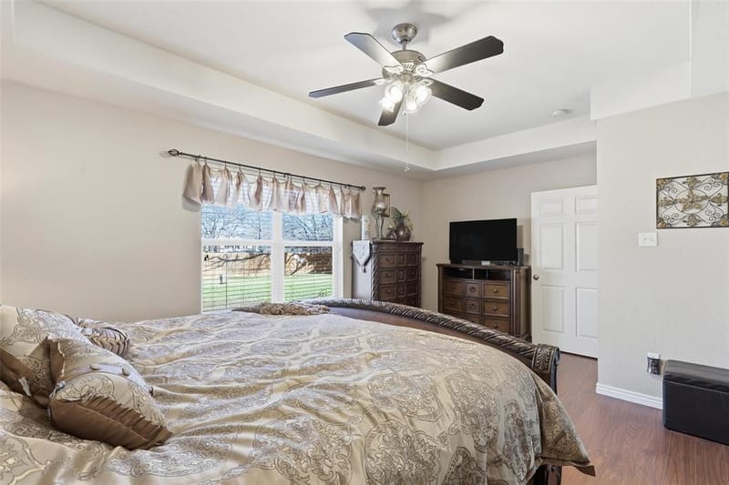 3207 Crossbridge Circle, Granbury TX 76049 - Photo 18
