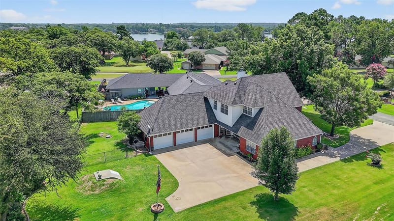 736 W Kiowa Drive, Lake Kiowa TX 76240 - Photo 6