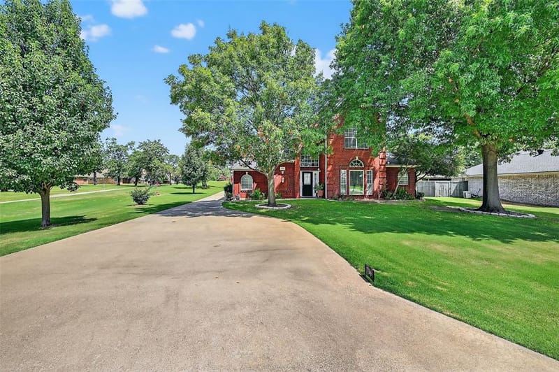 736 W Kiowa Drive, Lake Kiowa TX 76240 - Photo 5