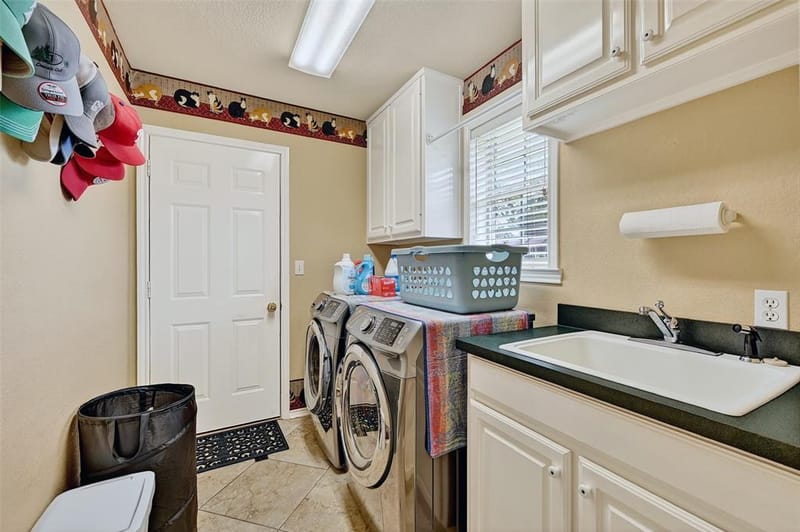 736 W Kiowa Drive, Lake Kiowa TX 76240 - Photo 21