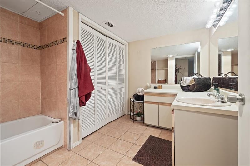 1441 Westmount Avenue # 211, Dallas TX 75211 - Photo 12