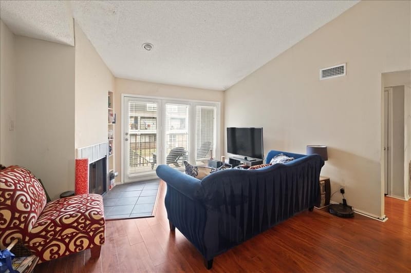 1441 Westmount Avenue # 211, Dallas TX 75211 - Photo 4