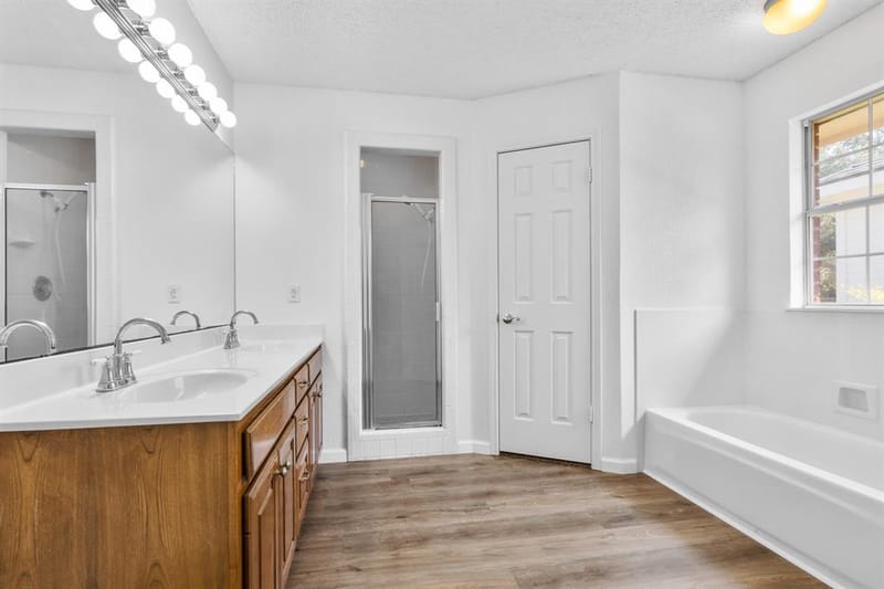 12187 Rolling Oaks Drive, Whitney TX 76692 - Photo 27