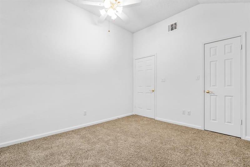 12187 Rolling Oaks Drive, Whitney TX 76692 - Photo 34