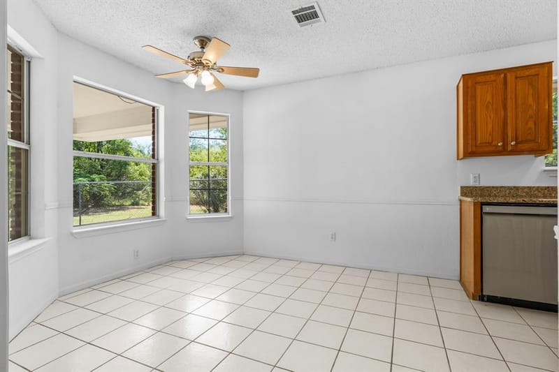12187 Rolling Oaks Drive, Whitney TX 76692 - Photo 21