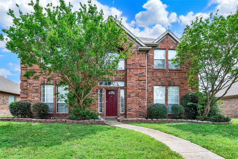 8506 Manchester Drive, Rowlett TX 75089
