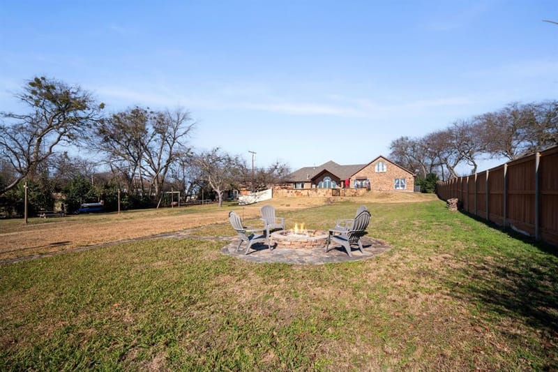 155 Lakeshore Drive, Waxahachie TX 75165 - Photo 6