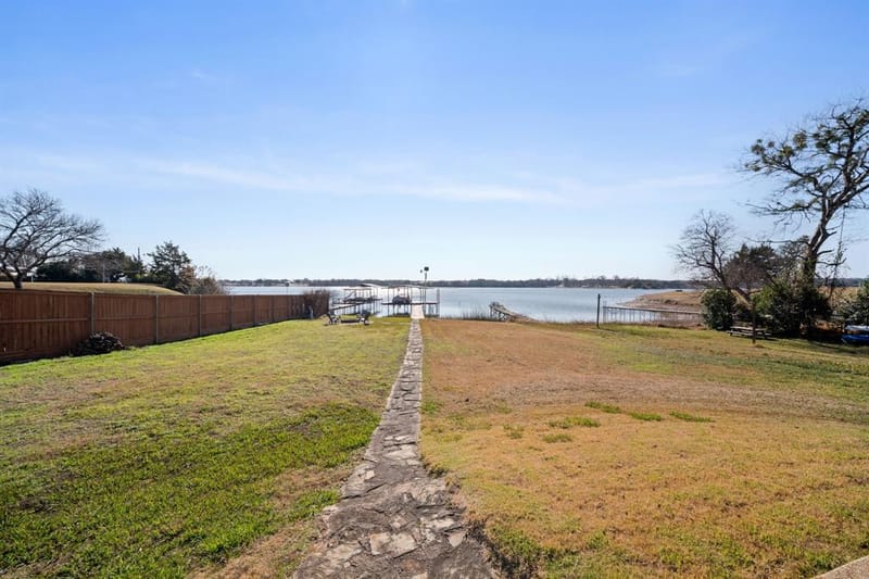155 Lakeshore Drive, Waxahachie TX 75165 - Photo 5