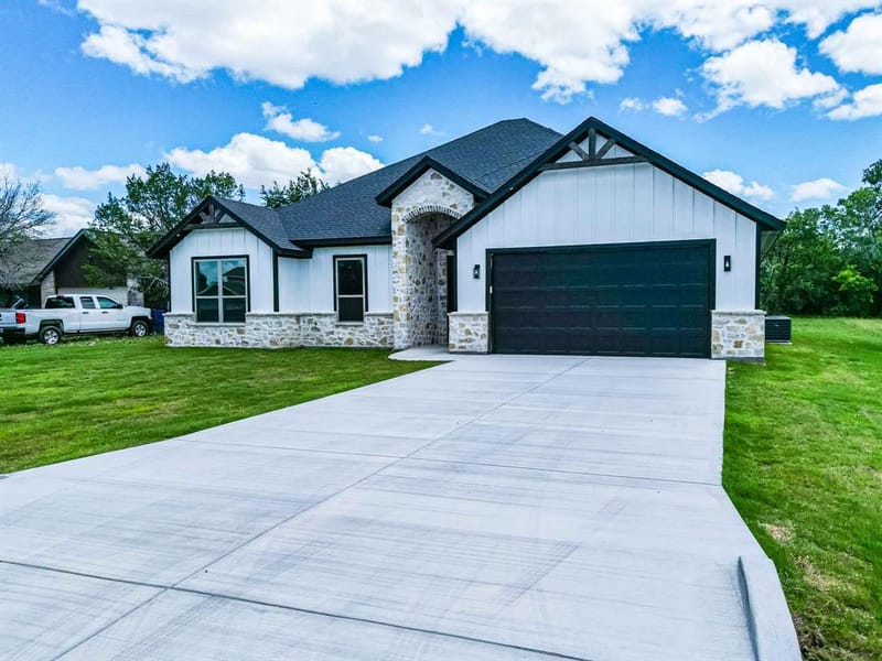 1509 Anaconda Trail, Granbury TX 76048 - Photo 32
