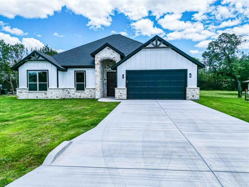 1509 Anaconda Trail, Granbury TX 76048
