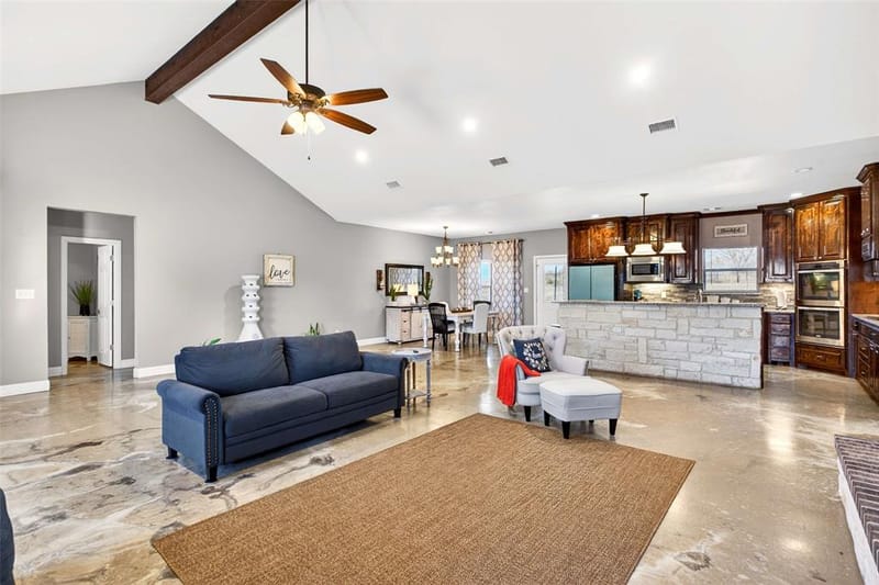 1081 County Road 3591, Paradise TX 76073 - Photo 6